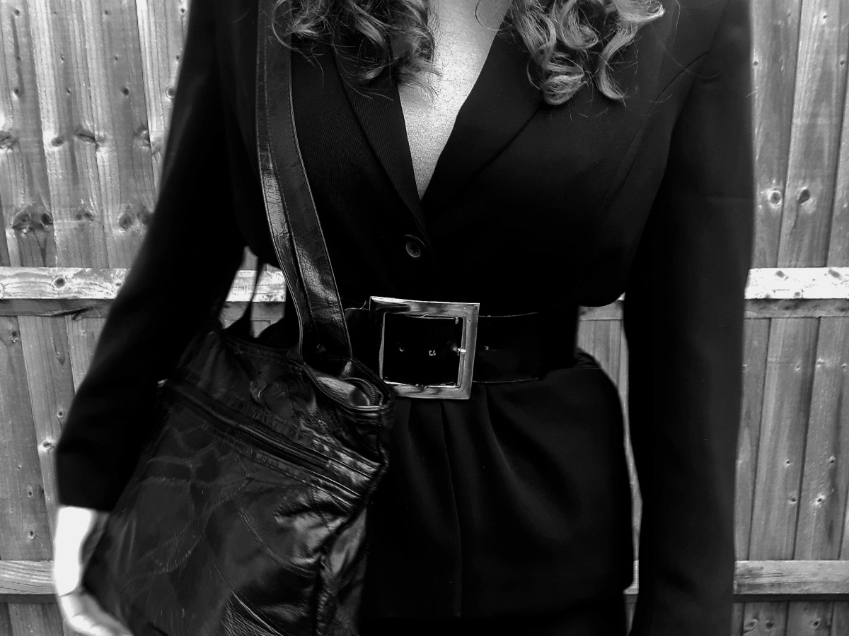 I shopped an entire outfit second-hand for under&nbsp;£23